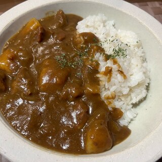 【時短】圧力鍋で作るやわらか牛すじカレー